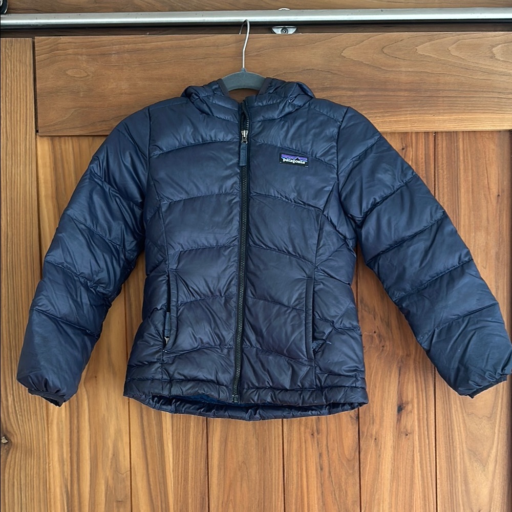 Patagonia Girls Navy Down Hoody